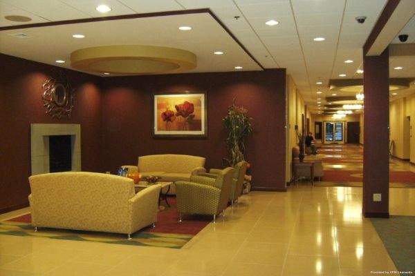 HOLYOKE HOTEL AND CONFERENCE CENTER (Holyoke)